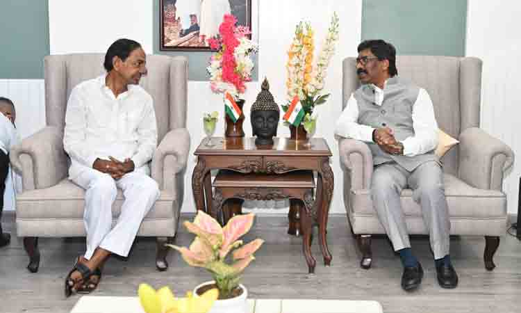జార్ఖండ్ సీఎం హేమంత్ సోరెన్‌తో ముఖ్య‌మంత్రి కేసీఆర్ భేటీ