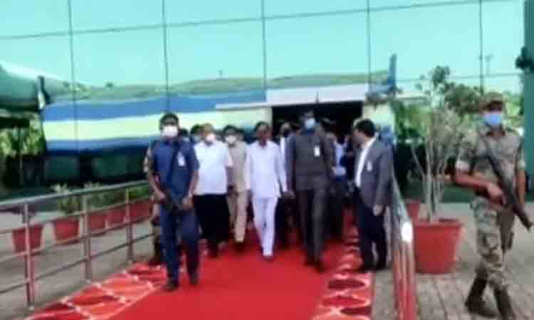 రాంచీ చేరుకున్న ముఖ్య‌మంత్రి కేసీఆర్