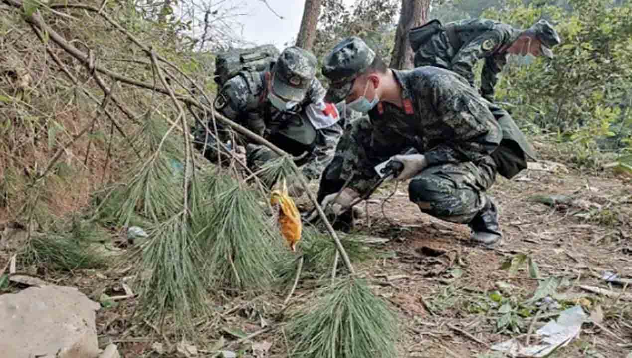 చైనా విమానం బ్లాక్‌ బాక్స్‌ గుర్తింపు… ధ్వని వేగంతో కూలినట్లు అంచనా