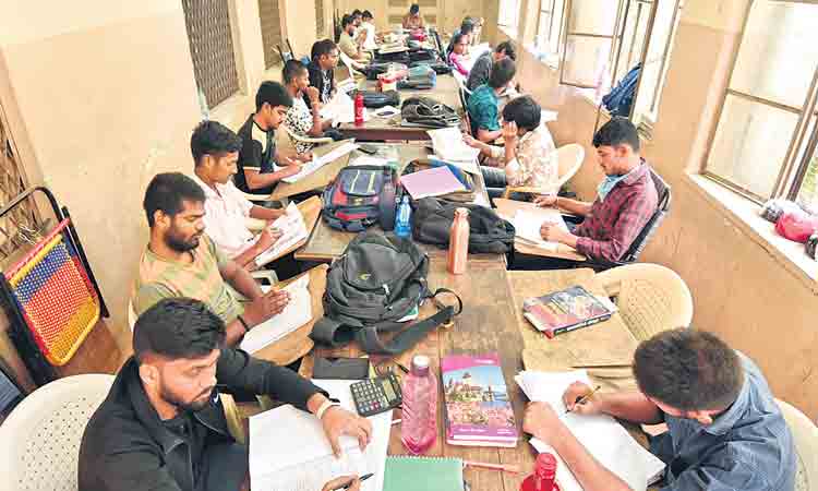 నోటిఫికేషన్లతో భర్తీ చేసేవి 80,039