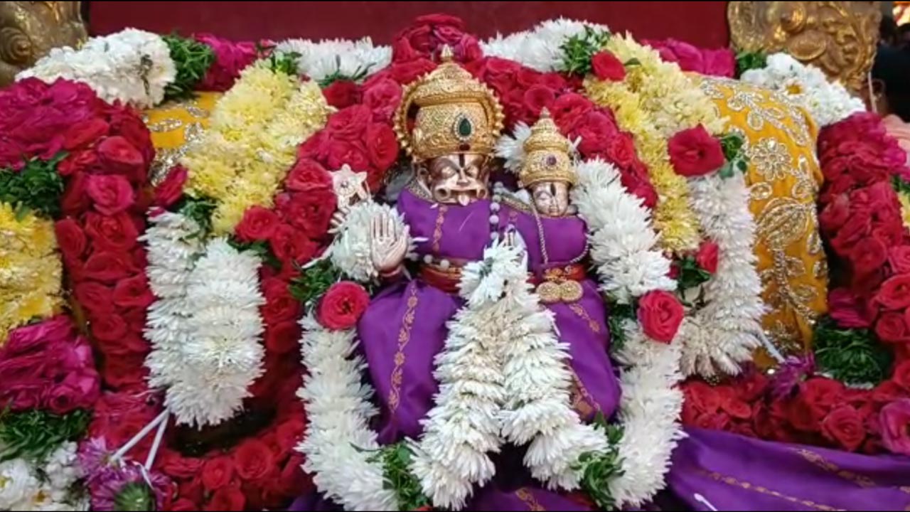 యాదాద్రిలో ఉత్సవాలకు అంకురార్పణ.. కాళేశ్వర జలాలతో స్వామివారికి అభిషేకం