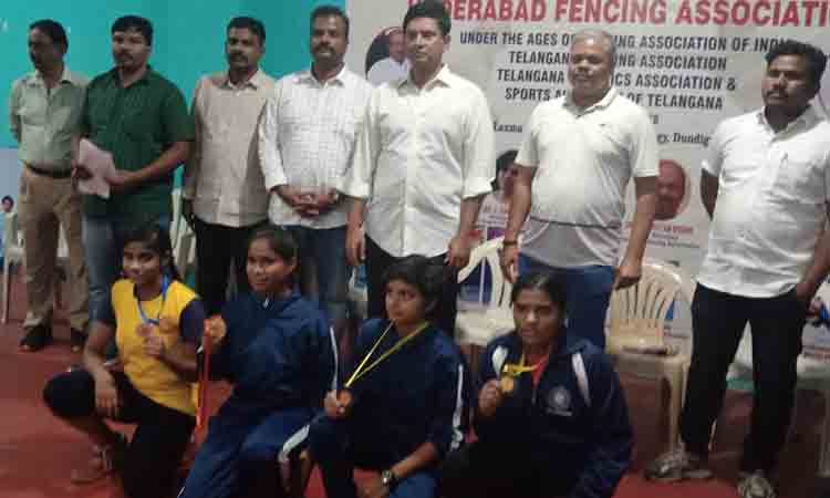 Fencing | జాతీయ ఛాంపియన్‌షిప్‌ కోసం 24 మందితో తెలంగాణ ఫెన్సింగ్‌ జట్టు