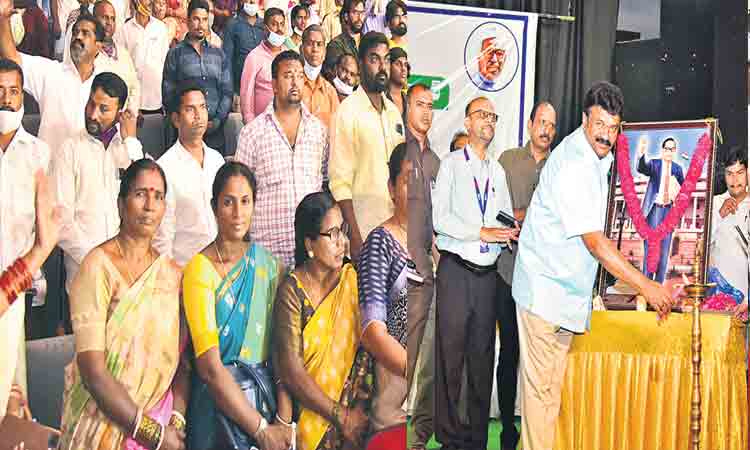 మీరు బాగుపడాలి.. మీ కుటుంబాలు వృద్ధిలోకి రావాలి