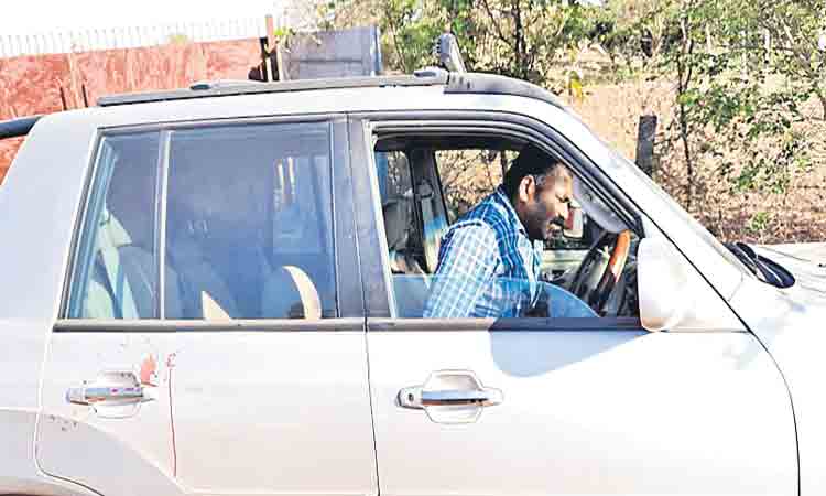 ఇద్దరు రియల్టర్ల కాల్చివేత