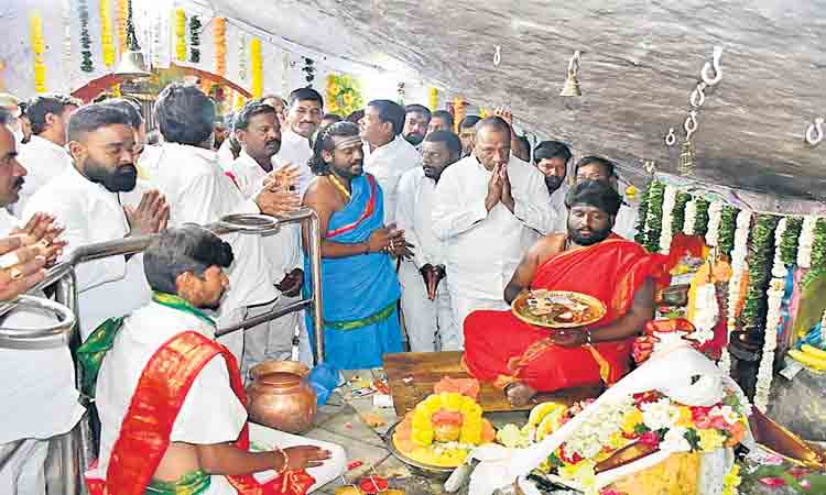 రామలింగేశ్వర స్వామి జాతర ప్రారంభం