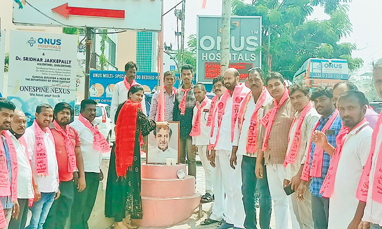 నిరుద్యోగుల జీవితాల్లో వెలుగులు