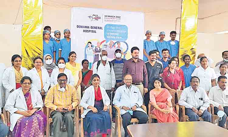 పేదలకు మెరుగైన వైద్యసేవలు