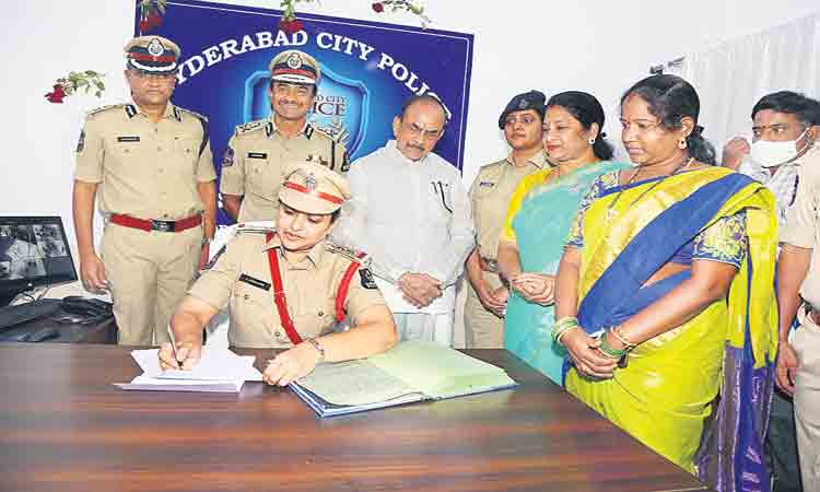 అకుంఠిత దీక్షతో పనిచేస్తా