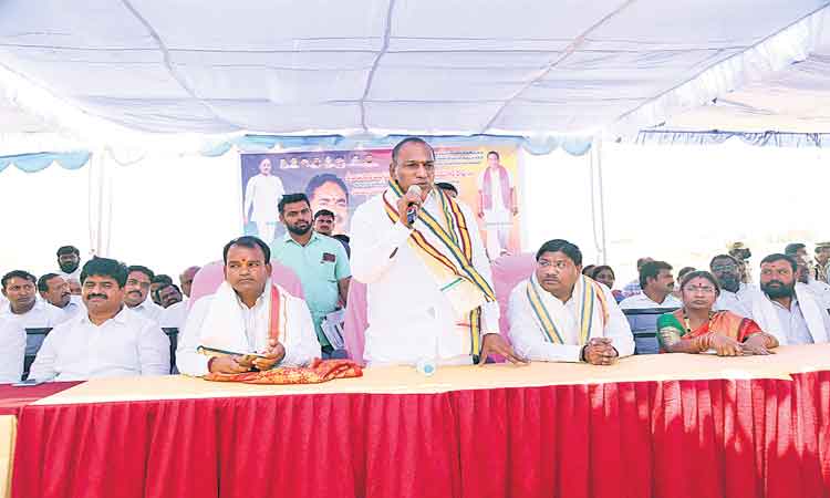 ఆదర్శవంతమైన పాలనతో.. దేశం దృష్టిని ఆకర్షించిన తెలంగాణ