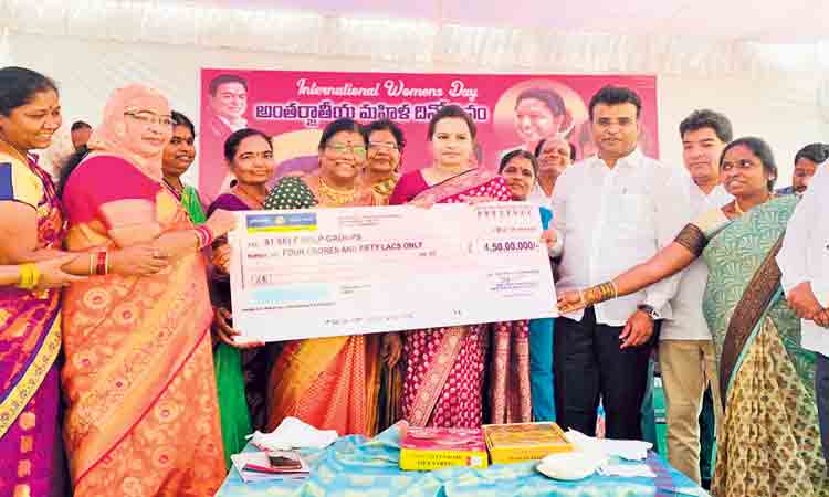 మహిళా సాధికారతే ప్రభుత్వ లక్ష్యం