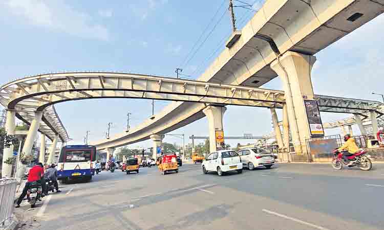 6 ఫ్లై ఓవర్లు 4ఆర్‌యూబీలు