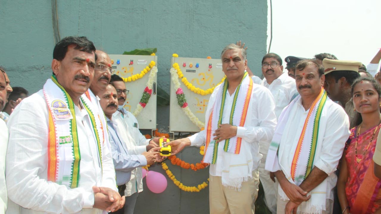 గోదావరి నీళ్లు తెచ్చాం.. కరువును దూరం పెట్టాం: మంత్రి హరీశ్‌ రావు