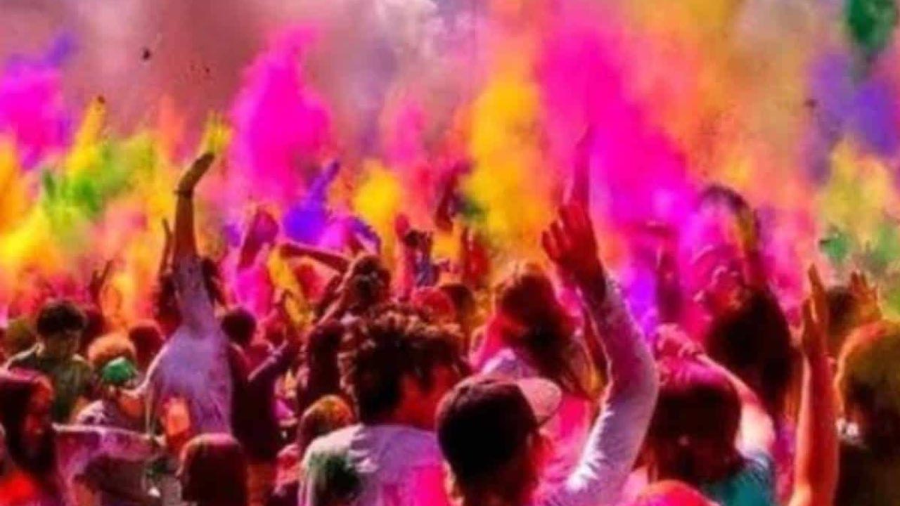 హోలీ సందర్భంగా ఆంక్షలు.. రెండు రోజులు వైన్‌ షాపులు బంద్‌