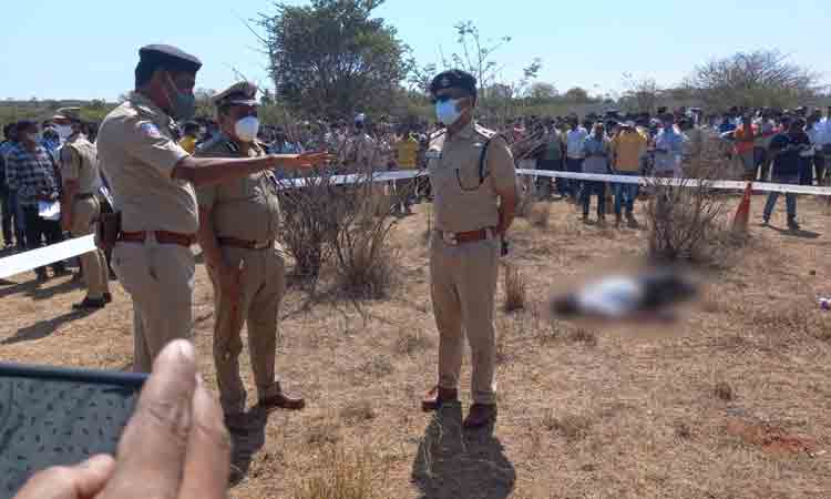 ఇబ్ర‌హీంప‌ట్నంలో కాల్పుల క‌ల‌క‌లం.. ఇద్ద‌రు రియ‌ల్ట‌ర్లు మృతి