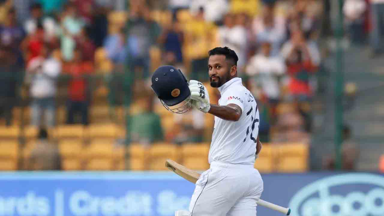IND vs SL | కరుణరత్నేను బౌల్డ్ చేసిన బుమ్రా.. శ్రీలంక 206/8