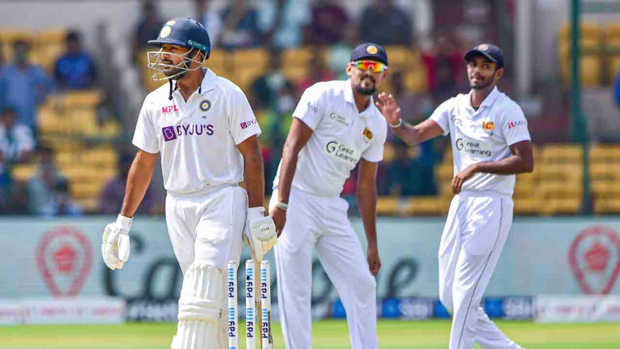 IND vs SL | మయాంక్ అగర్వాల్ అవుట్.. రెండో ఇన్నింగ్స్‌లో తొలి వికెట్ కోల్పోయిన ఇండియా