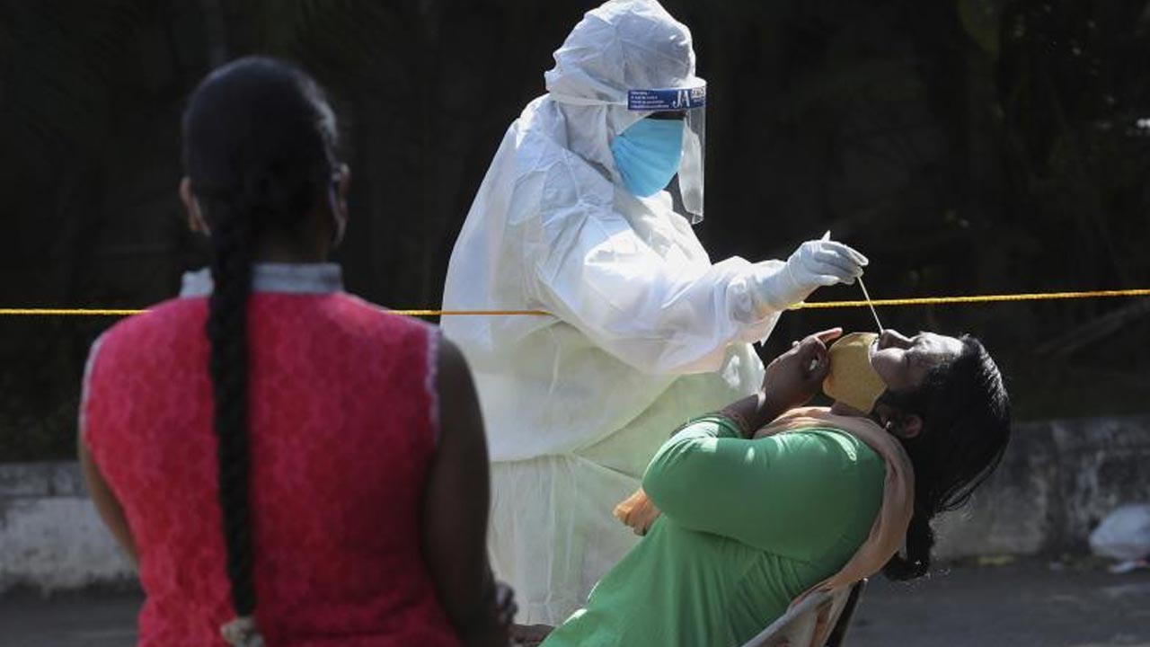 దేశంలో కొత్తగా 1549 కరోనా కేసులు