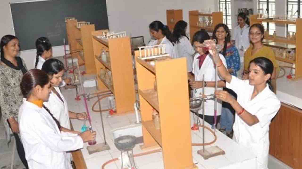 TSBIE | మార్చి 23 నుంచి ఇంట‌ర్ ప్రాక్టిక‌ల్స్