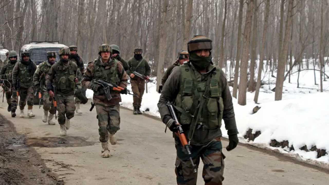 ఉగ్రవాదుల కాల్పుల్లో సీఆర్పీఎఫ్‌ జవాన్‌ మృతి