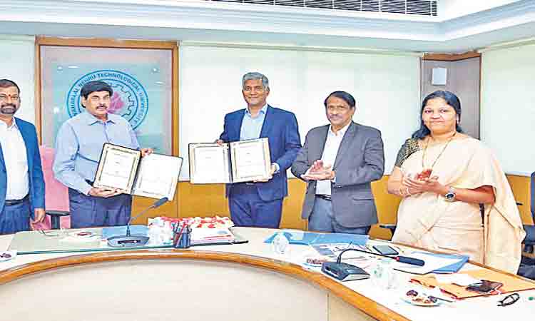 ఎంసీపీఎల్‌తో జేఎన్టీయూ ఒప్పందం