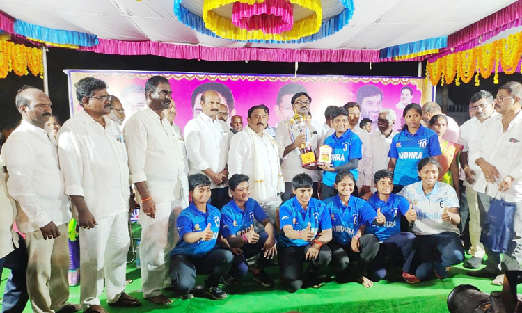 తలసరి ఆదాయంలో తెలంగాణ నంబర్‌వన్‌