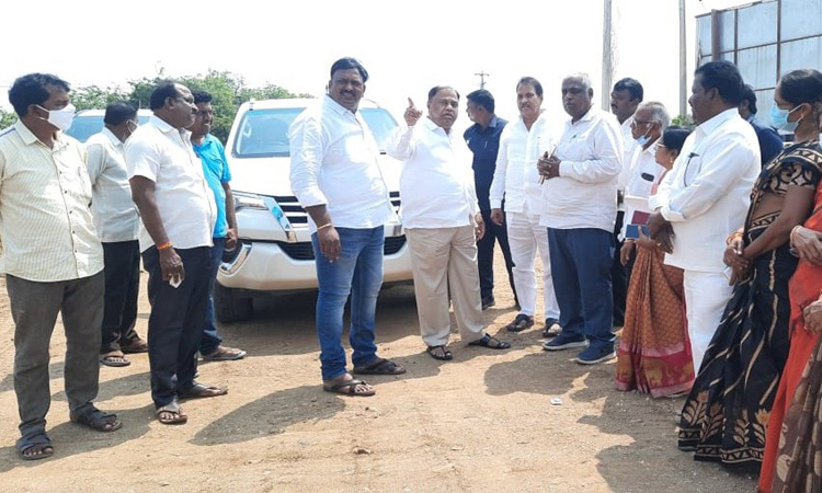 మార్కెట్‌ నిర్మాణ పనులకు చర్యలు చేపట్టాలి