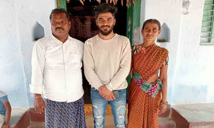 భయంభయంగా గడిపాం..