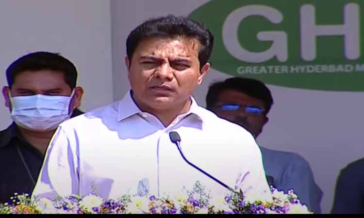 హైద‌రాబాద్‌ను విశ్వ‌న‌గ‌రంగా తీర్చిదిద్దుతున్నాం : మంత్రి కేటీఆర్