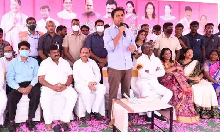 అవ‌స‌ర‌మైన చోట ఆర్‌యూబీలు, ఆర్వోబీలు నిర్మిస్తాం : మంత్రి కేటీఆర్