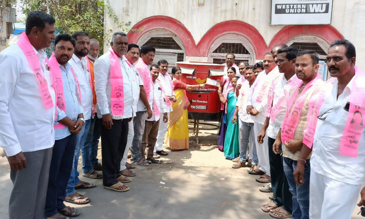 కేంద్రంపై పోరు..తీర్మానాల జోరు