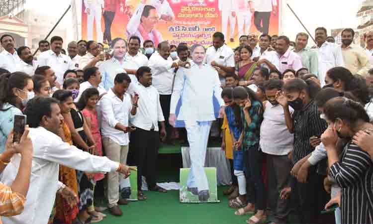 మెడికల్‌ కాలేజీ సంబురం