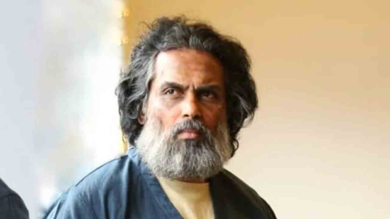 ఆ సినిమా కోసం గుర్తు పట్టకుండా మారిపోయిన స్టార్ హీరో..