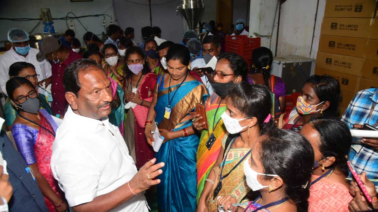 ధర్మపురి బ్రాండ్‌తో త్వరలో మార్కెట్లోకి ఉత్పత్తులు : మంత్రి కొప్పుల ఈశ్వర్‌