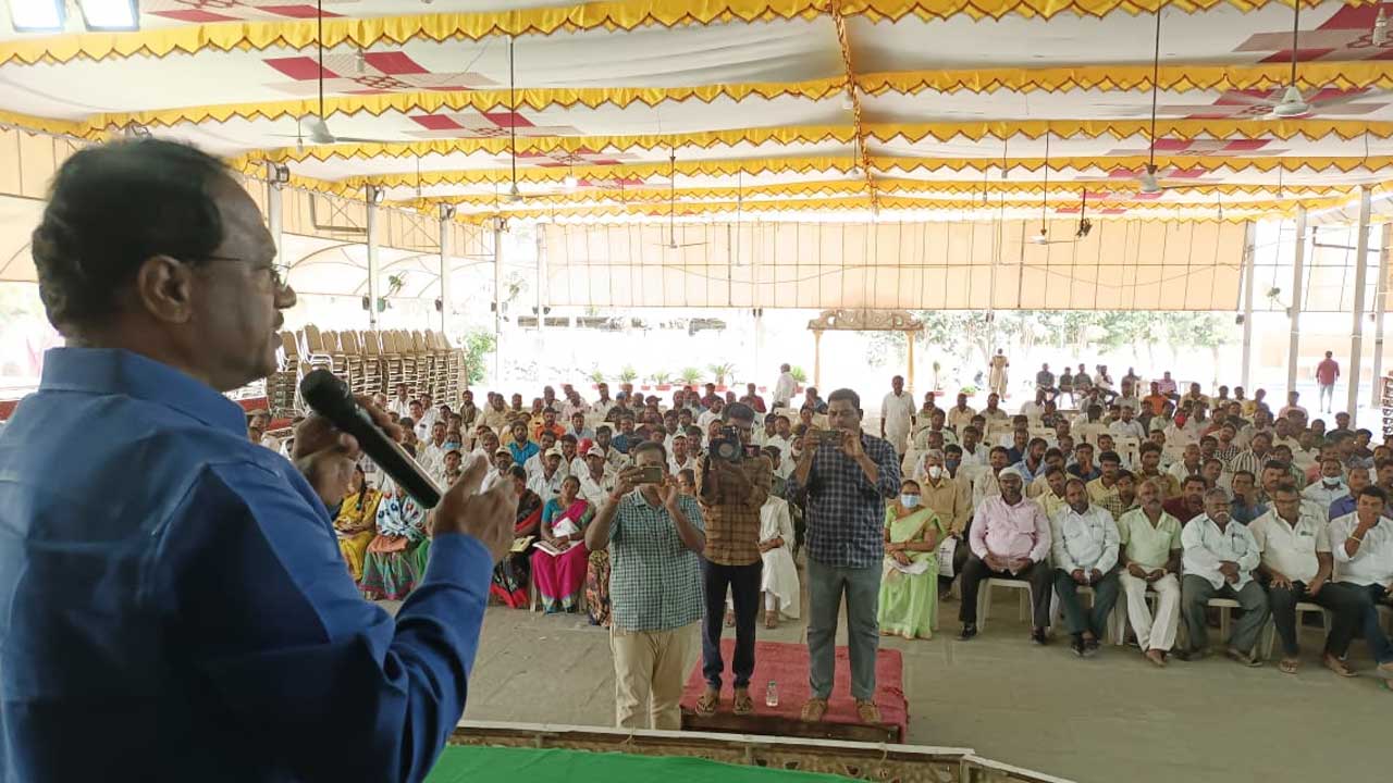 సామాజిక మార్పు కోసమే దళితబంధు : ఎమ్మెల్యే లక్ష్మారెడ్డి