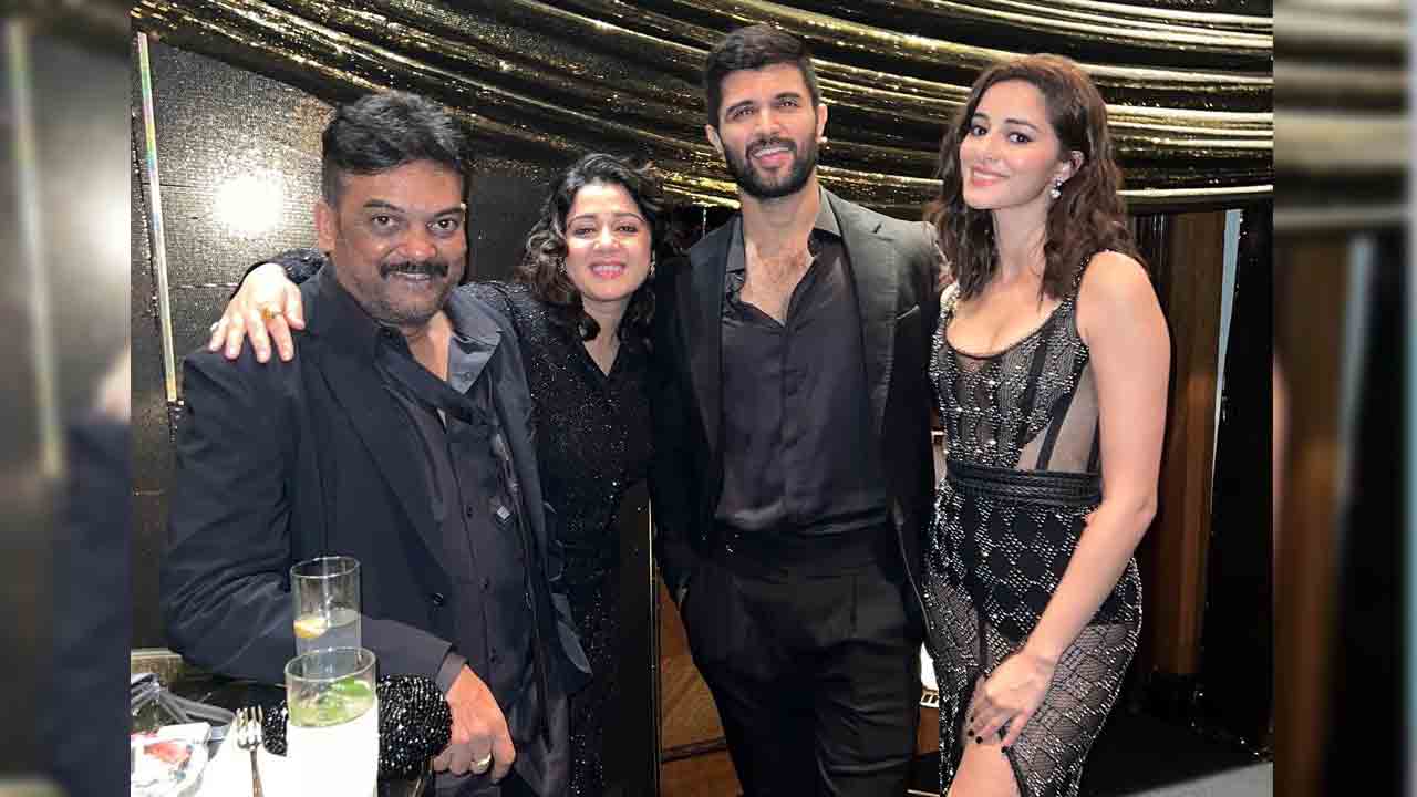 Liger Team | పుట్టిన‌రోజు వేడుక‌ల్లో స్పెష‌ల్ అట్రాక్ష‌న్‌గా ‘లైగ‌ర్’ టీం..వీడియో వైర‌ల్