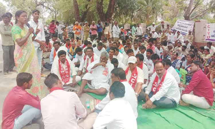 ప్రైవేటీకరణ విధానాలను విరమించుకోవాలి