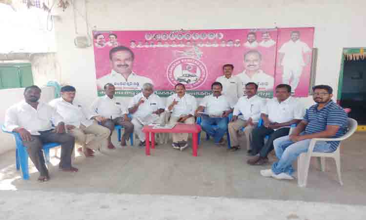 మంత్రిపై హత్యకుట్ర హేయనీయం