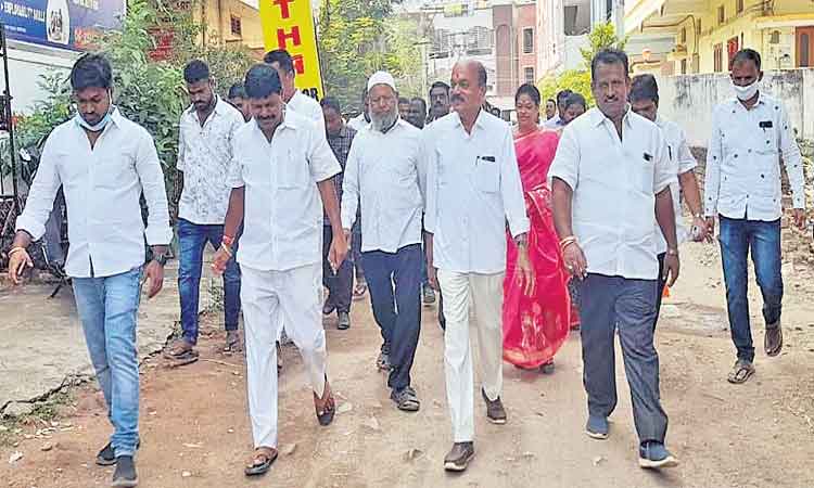 అభివృద్ధికి పెద్దపీట