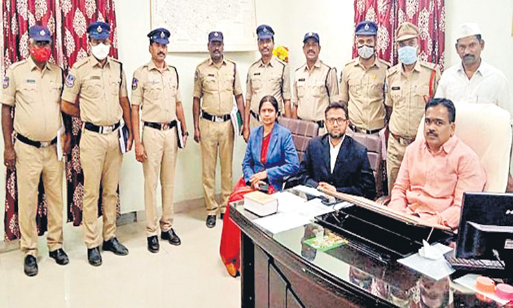 రాజీయే రాజమార్గం