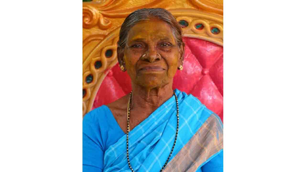 ఎమ్మెల్యే రాజయ్య తల్లి మృతి..సంతాపం తెలిపిన మంత్రులు ఎర్రబెల్లి, సత్యవతి