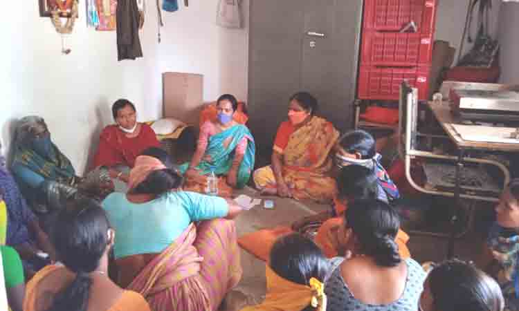 స్త్రీనిధి లక్ష్యం చేరేలా..