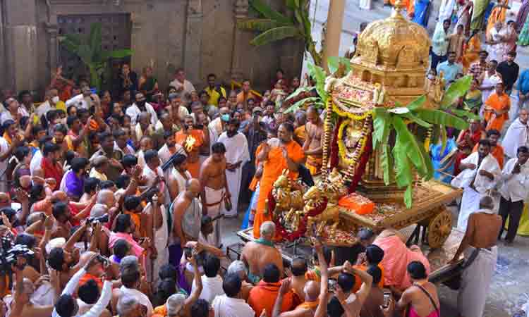 వైభవంగా రథోత్సవం
