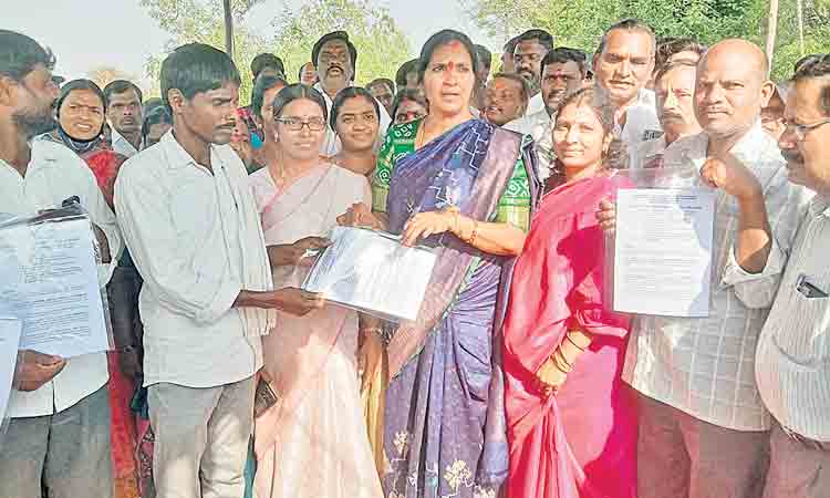 ‘దళితబంధు’తో ఆర్థికాభివృద్ధి