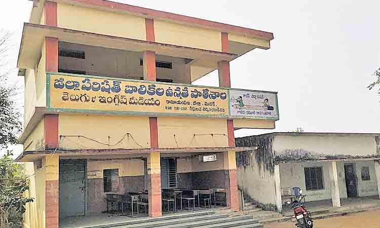 నేటి నుంచి ఒంటిపూట బడులు