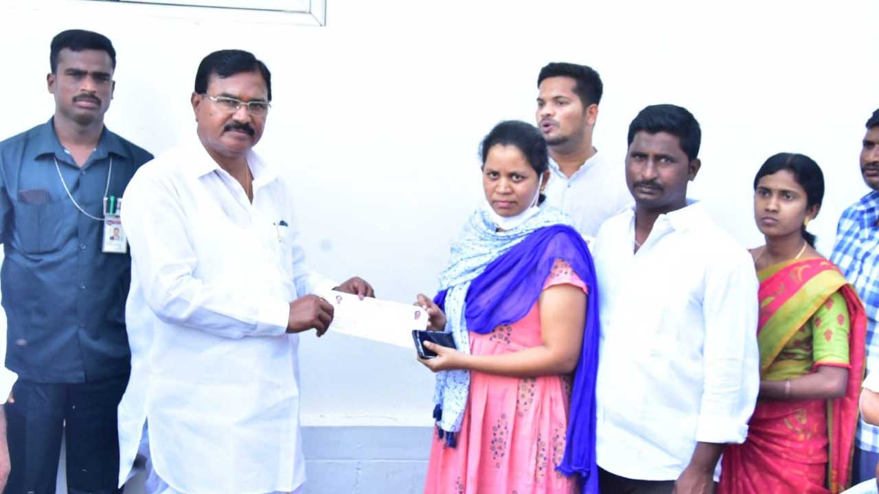 ప్రజల ఆశీస్సులే ప్రభుత్వానికి భరోసా: మంత్రి నిరంజన్‌ రెడ్డి