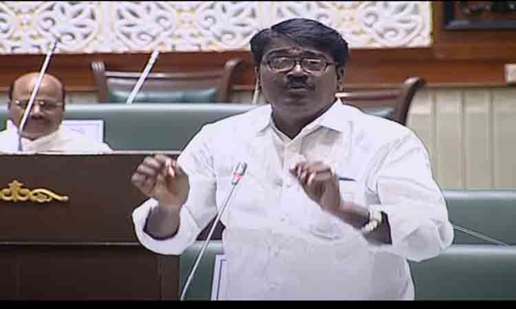 రాష్ట్రంలో అందుబాటులో 9,057 ఆర్టీసీ బ‌స్సులు : మంత్రి పువ్వాడ అజ‌య్