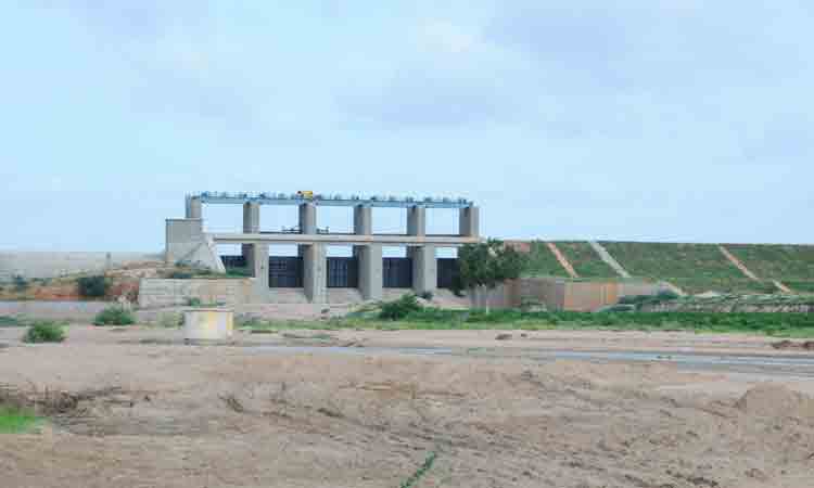 సాగునీటి ప్రాజెక్టులపై సర్కారు నజర్‌