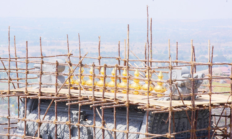 మిథున లగ్నాన..మహాకుంభ సంప్రోక్షణ