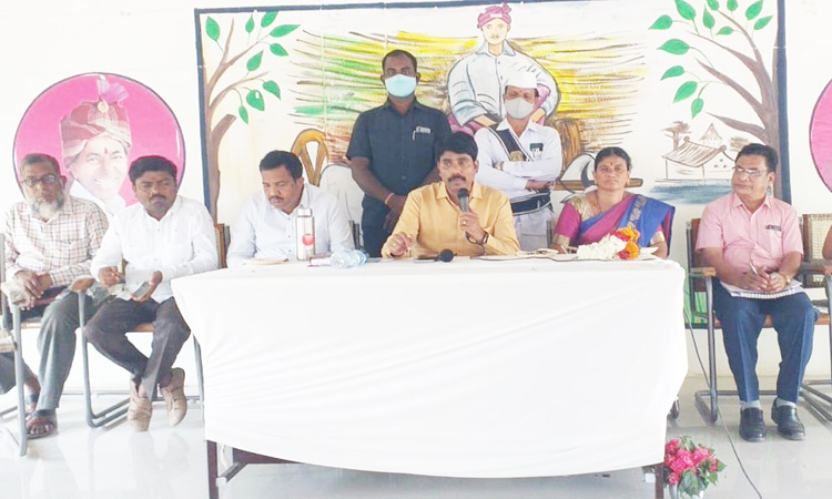 ‘దళితబంధు’ను సద్వినియోగం చేసుకోవాలి