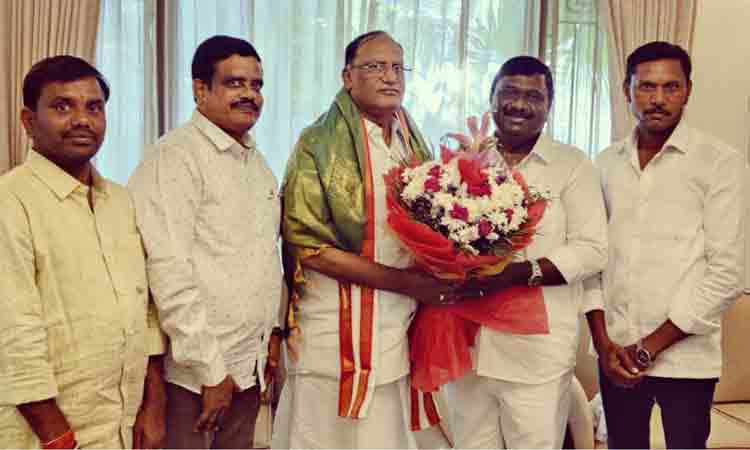 మండలి పీఠంపై గుత్తా